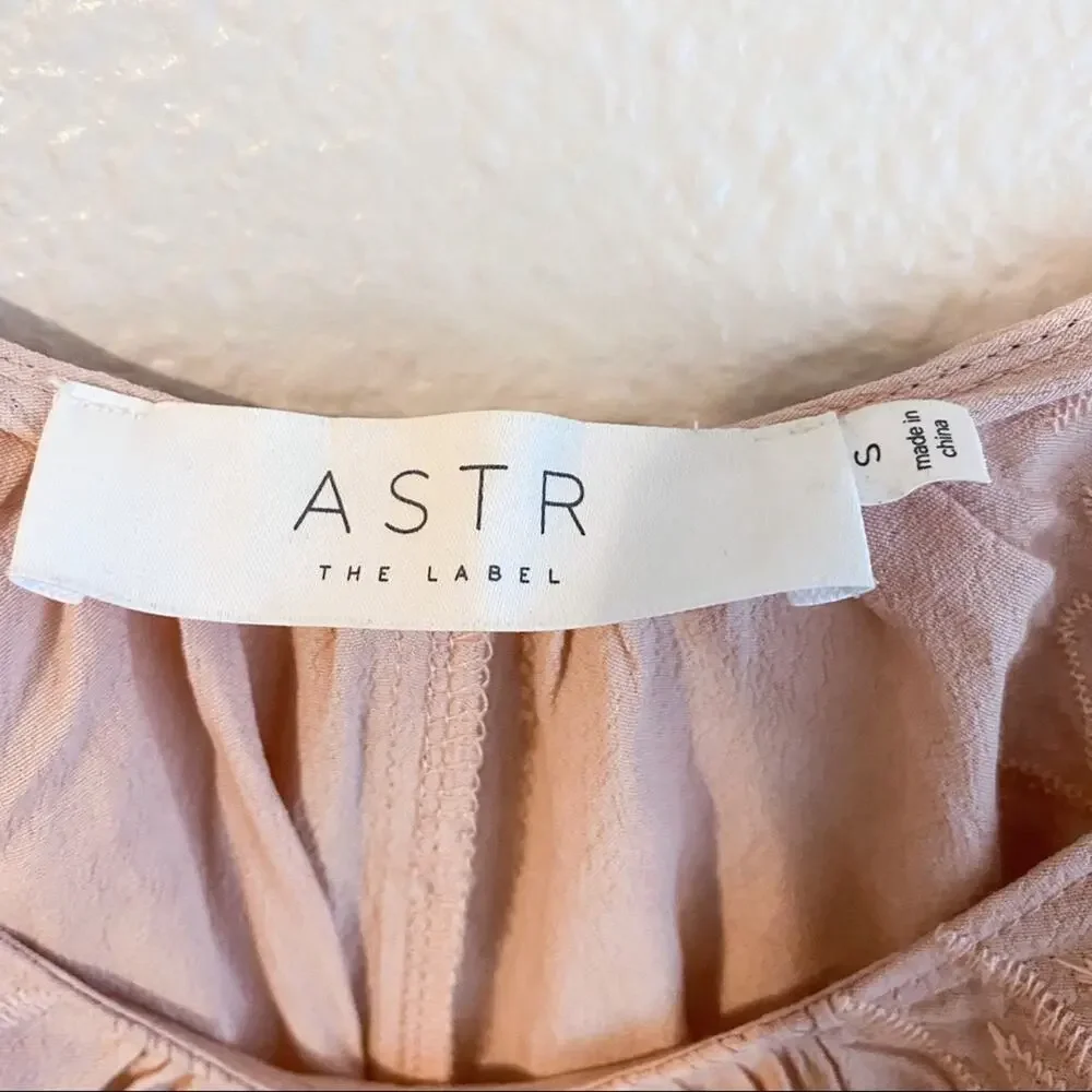 ASTR Pink Eyelet Embroidered Tank Top - Picture 3 of 4